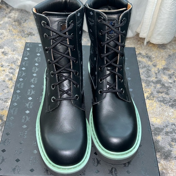 MCM Boots - Picture 1 of 9